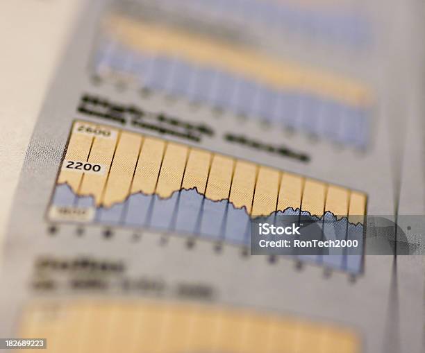 Gráfico De Stock Foto de stock y más banco de imágenes de Ahorros - Ahorros, Azul, Bolsa de Nueva York