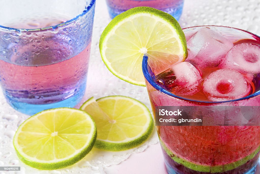 Bebidas refrescantes - Foto de stock de Azul libre de derechos