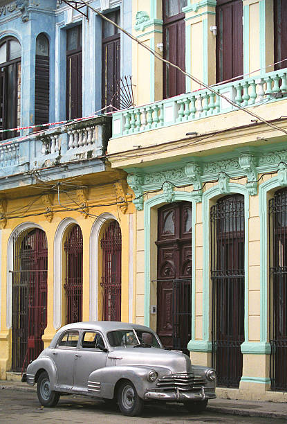 istock Silver antique car, Havana 182690221