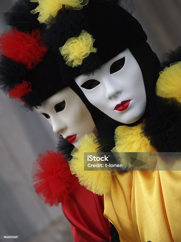 Rojo & amarillo; el carnaval de Venecia. - Foto de stock de Italia libre de derechos