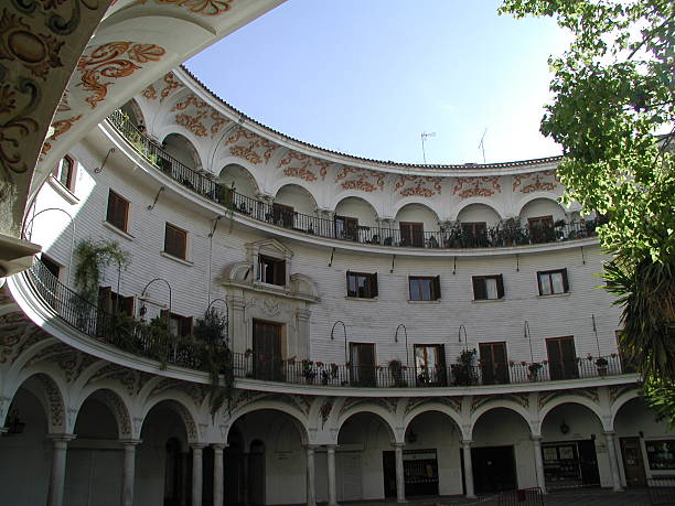 istock circular place in sevilla 182692763