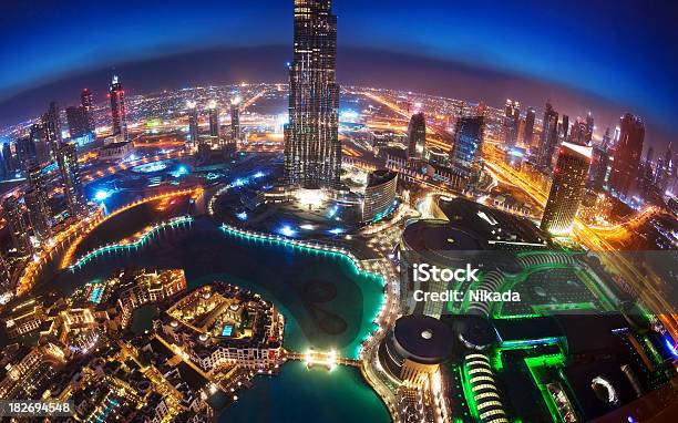 Innenstadt Von Dubai Stockfoto und mehr Bilder von Dach - Dach, Dubai Mall, Burj Khalifa