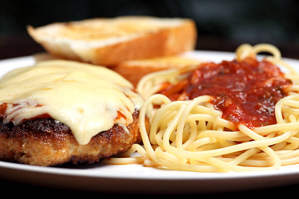 An italian dish of chicken parmigiana.