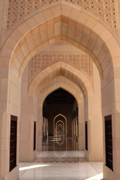istock Sultan Qaboos Mosque : corridor - Muscat 1826963552