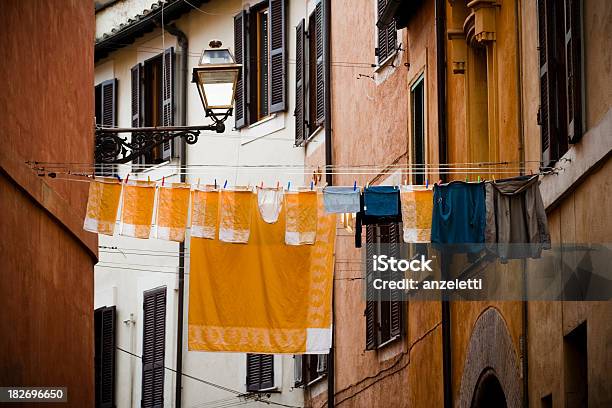 Trastevere - Fotografie stock e altre immagini di Trastevere - Trastevere, Finestra, Roma - Città