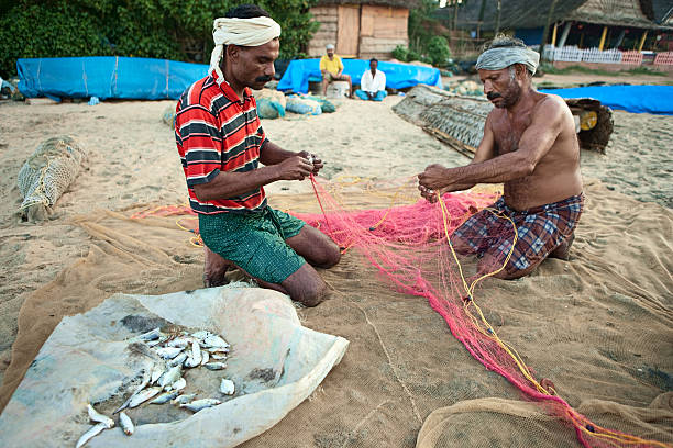 Indian fishermen at work, Kerala, India.http://bem.2be.pl/IS/rajasthan_380.jpg