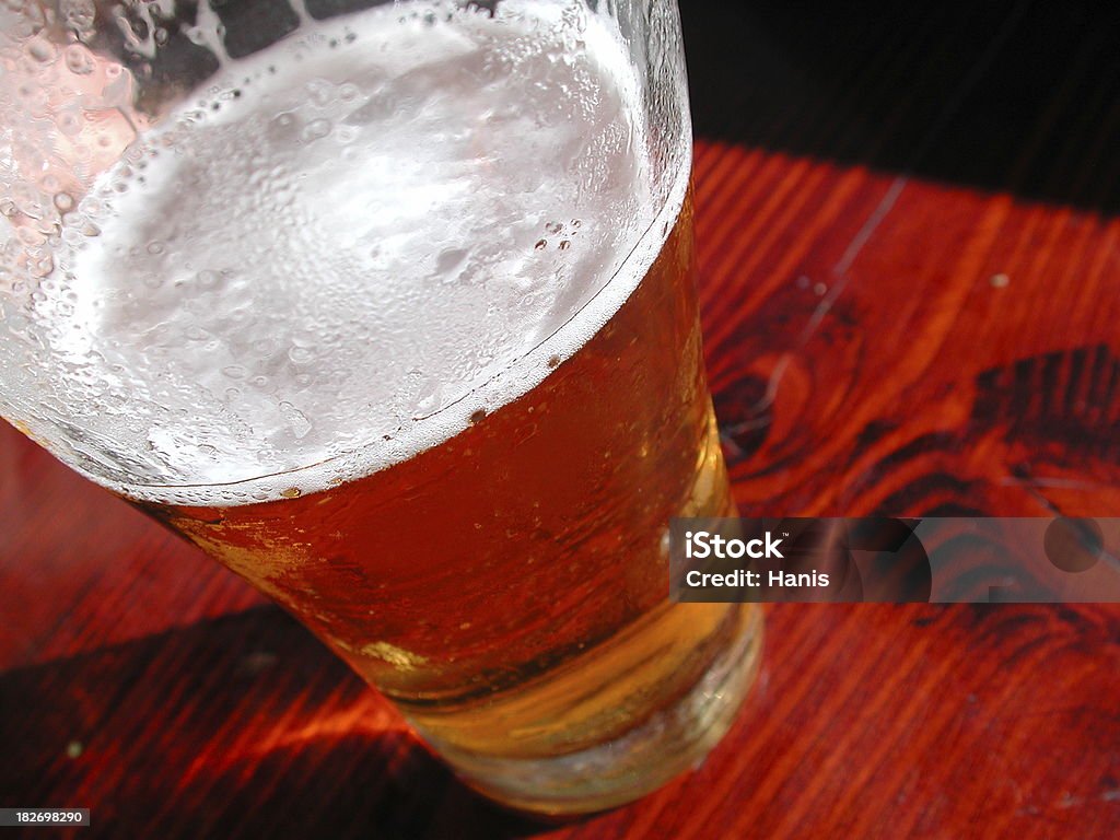 Ángulo de cerveza - Foto de stock de Cerveza libre de derechos