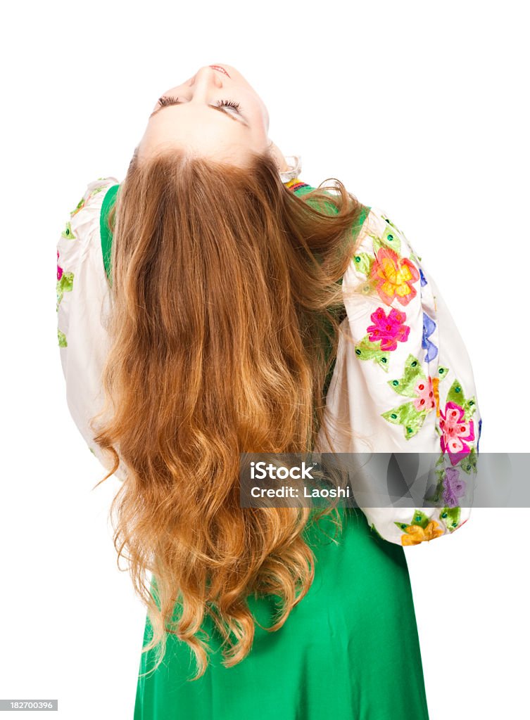 Jovem mulher em um tradicional traje nacional. - Foto de stock de 20-24 Anos royalty-free