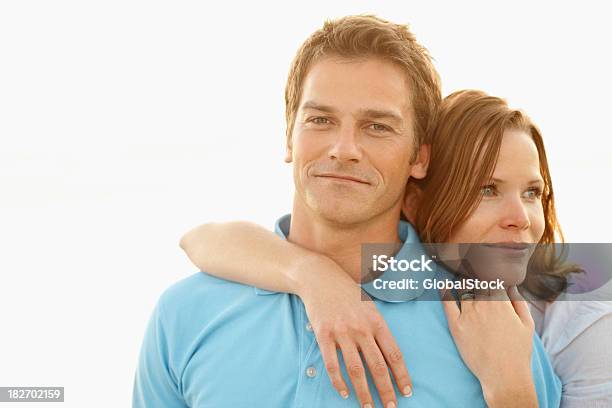 미소 짓는 낭만적임 장년 커플입니다 2명에 대한 스톡 사진 및 기타 이미지 - 2명, 30-39세, 35-39세