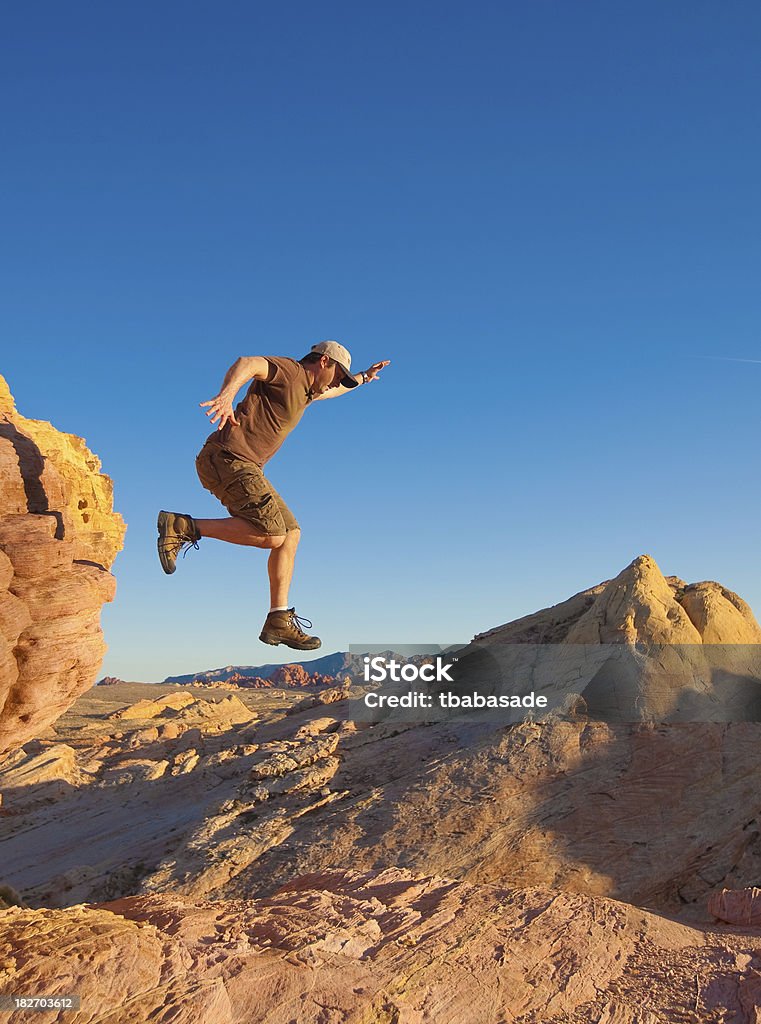 Salto de fe - Foto de stock de Escalada libre de derechos