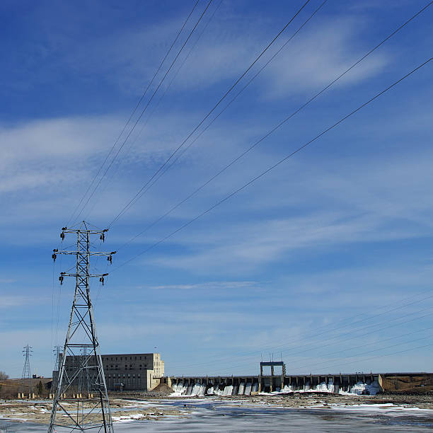 energia hydroelektryczna - dam hydroelectric power station manitoba canada zdjęcia i obrazy z banku zdjęć