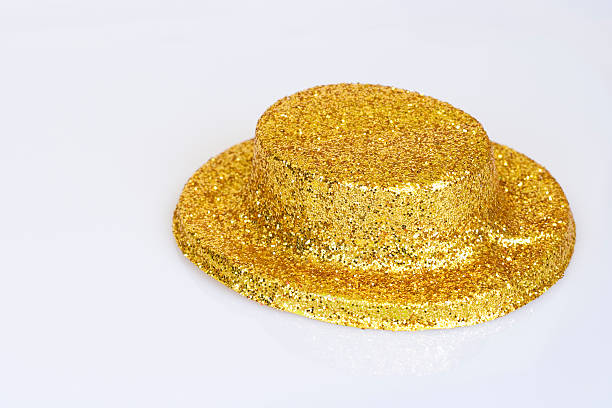 istock golden bowler party hat 182704975