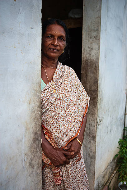 istock Indian woman 182705760