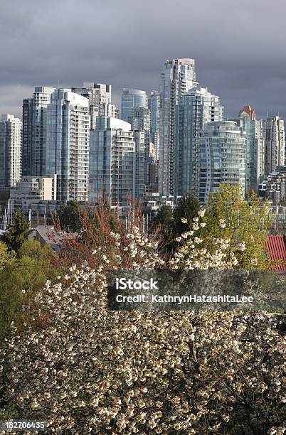 Ванкувер И Центр Города Early Spring — стоковые фотографии и другие картинки Архитектура - Архитектура, Без людей, Большой город