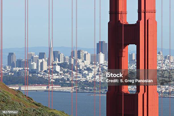 Skyline Von San Francisco Stockfoto und mehr Bilder von Architektur - Architektur, Brücke, Farbbild