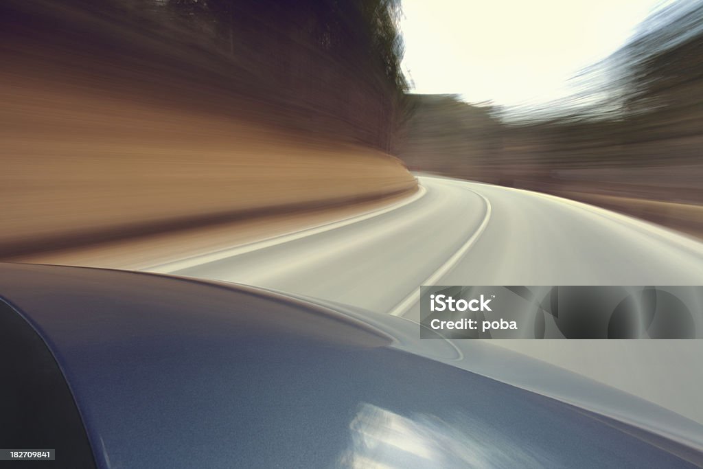 blured coche con la naturaleza - Foto de stock de Abstracto libre de derechos