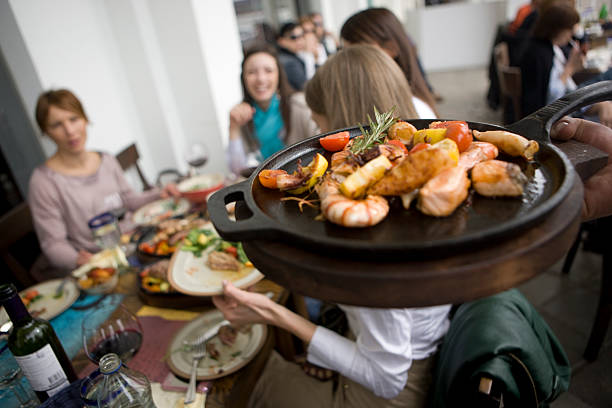 istock Serving food on hot pan 182710094