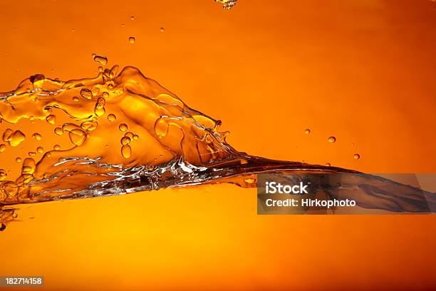 Pomarańczowy Zgniatanie - zdjęcia stockowe i więcej obrazów Bańka - Bańka, Bez ludzi, Bliskie zbliżenie