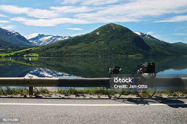 Radfahren In Norwegen Stockfoto und mehr Bilder von Norwegen - Norwegen, Radfahren, Fahrrad