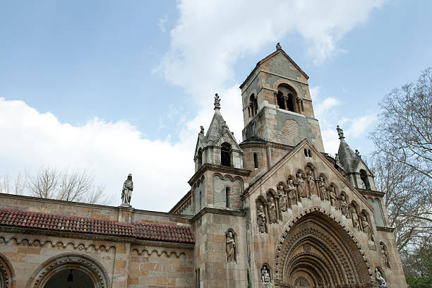 istock Romanic church in Budapest 182715676
