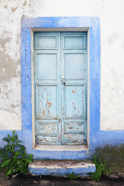istock Old Wood Door 182716780