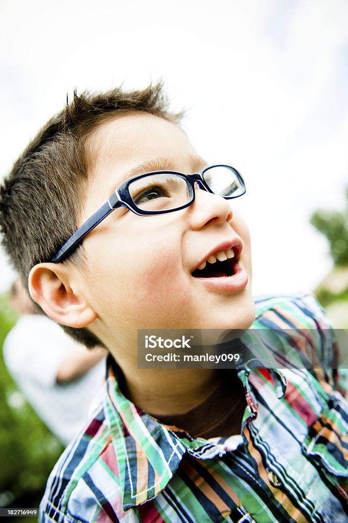 Cerrar el retrato de niño atractivo - Foto de stock de 4-5 años libre de derechos