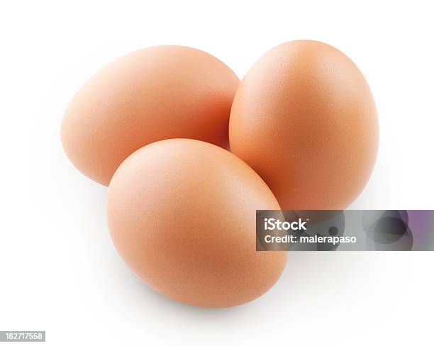 Huevos Foto de stock y más banco de imágenes de Alimento - Alimento, Animal, Comidas y bebidas