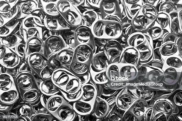 Riciclare Anello Tiranti - Fotografie stock e altre immagini di Alluminio - Alluminio, Apertura ad anello, Apribottiglie