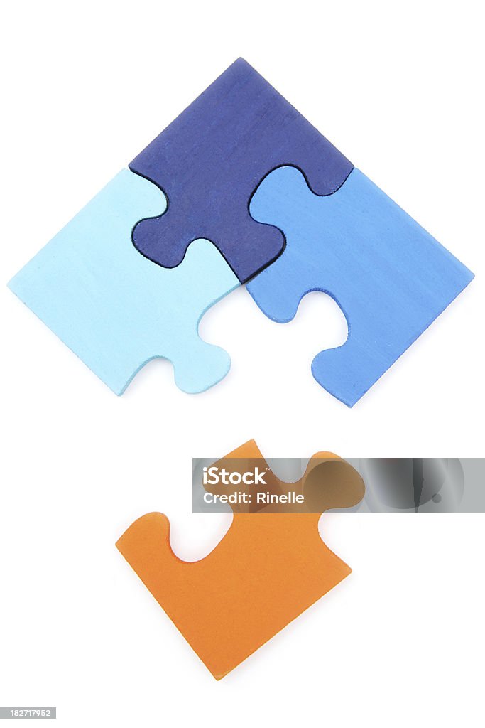 Completare il Puzzle - Foto stock royalty-free di Legno