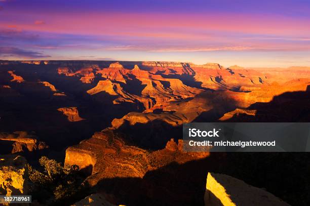 Gran Cañón Paisaje Foto de stock y más banco de imágenes de Arizona - Arizona, Cañón - Tipo de Valle, Desierto