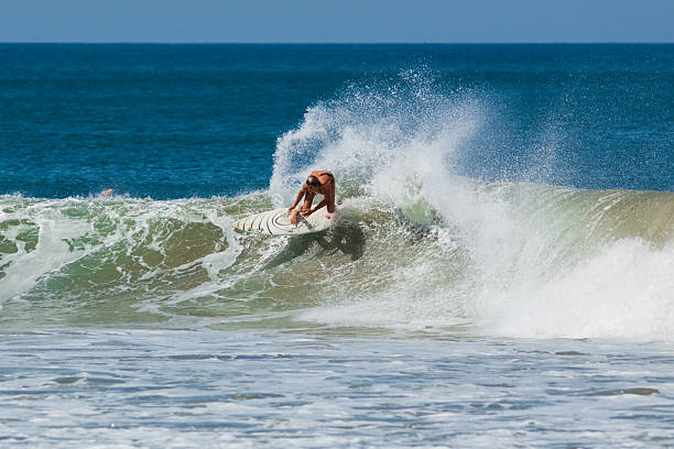 istock surfer girl 182719181