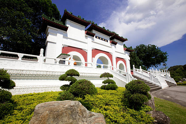 istock Singapore Chinese Garden 182722129