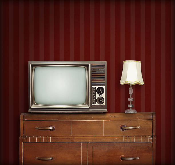istock Retro living room 182722740
