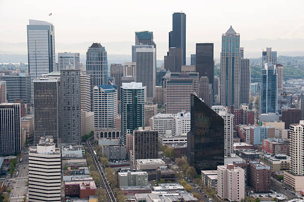 istock Skyline of Seattle on hazy day 182724801