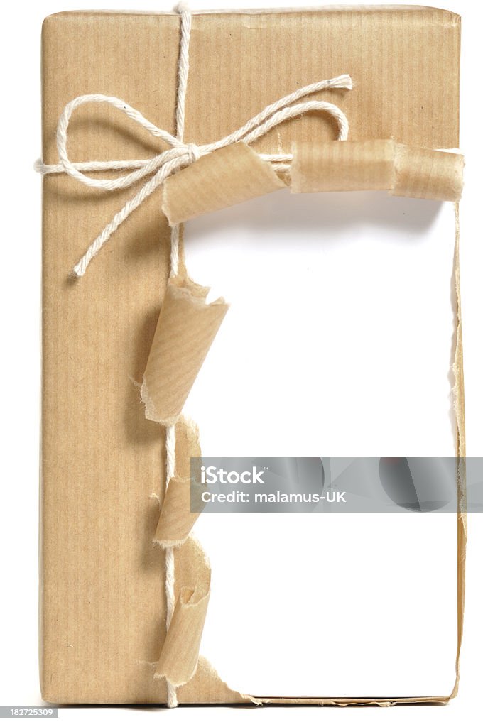 Открытый, коричневый Завёрнутый parcel - Стоковые фото Открывать роялти-фри