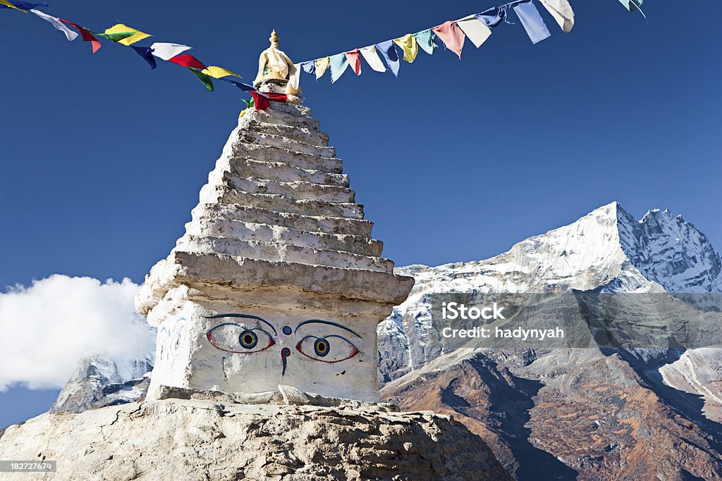 Paesaggio dell'Himalaya - Foto stock royalty-free di Nepal