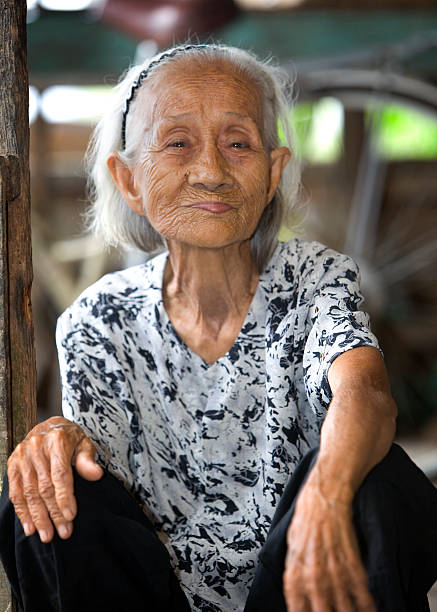 istock Vietnamese Elderly Woman 182729002