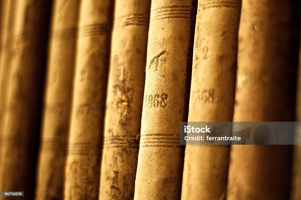 Viejo libros - Foto de stock de 1868 libre de derechos