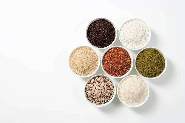 7 tonos de arroz - dishware brown rice rice variation fotografías e imágenes de stock