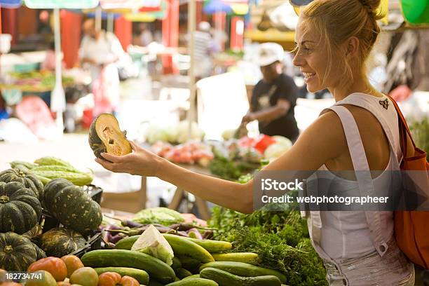 Photo libre de droit de Boutiques De Légumes banque d'images et plus d'images libres de droit de Seychelles - Seychelles, Aliment, Acheter