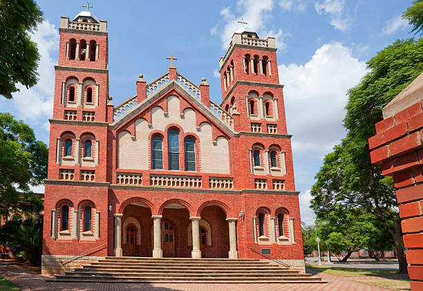 catedral de polokwane - architecture brick cathedral christianity imagens e fotografias de stock