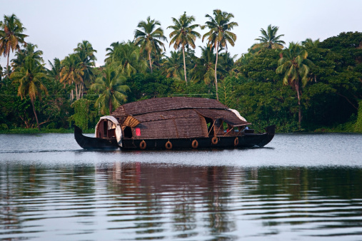 House boat on Kerala's backwaters, India.http://bem.2be.pl/IS/rajasthan_380.jpg