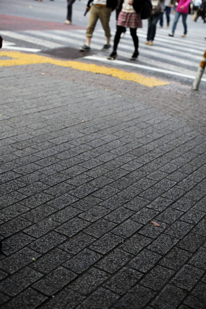istock People in Shibuya 182737086
