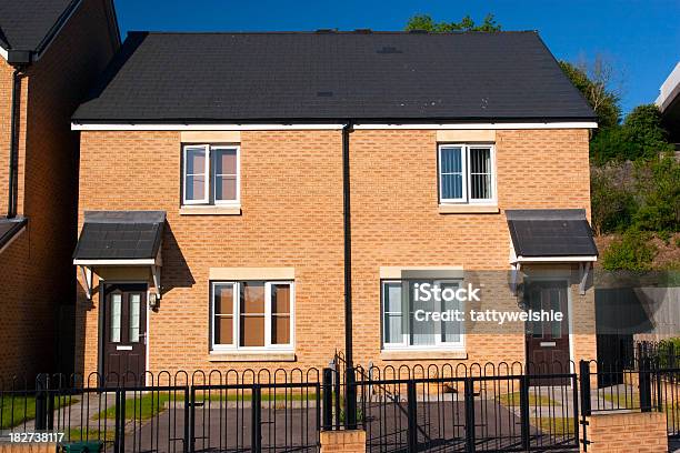 Foto de Moradia Moderno e mais fotos de stock de Casa Semigeminada - Casa Semigeminada, Reino Unido, Cardiff - País de Gales