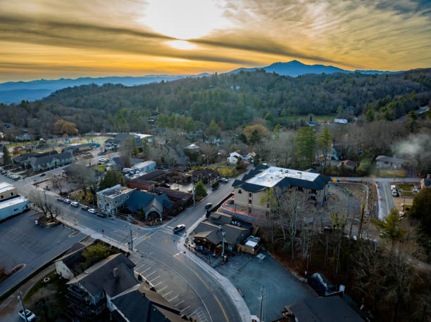 istock Blowing Rock NC Thanksgiving Sunset 1827385892