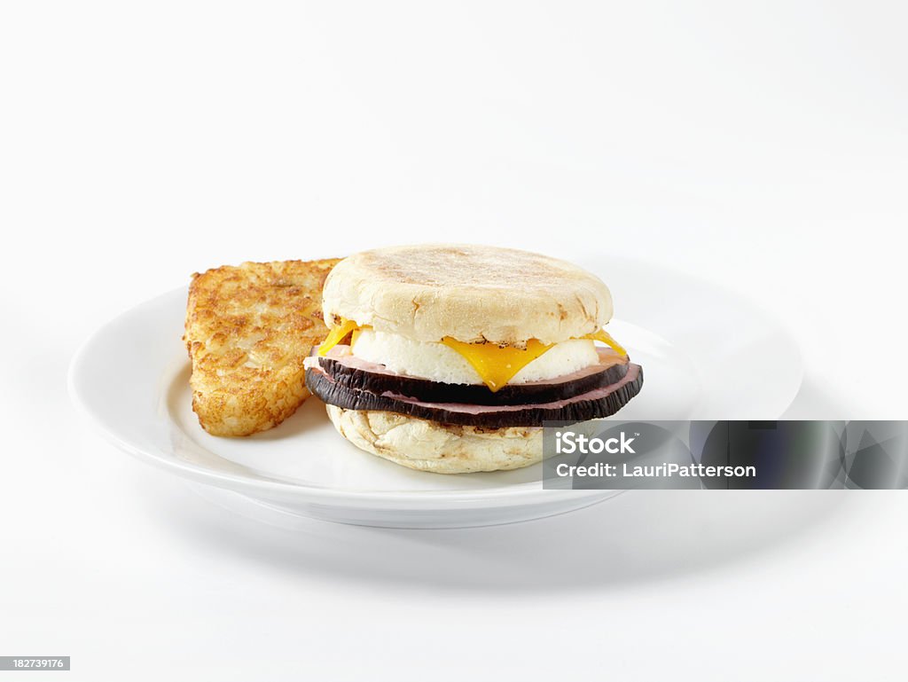 Presunto, ovo, Muffin inglês Sanduíche de café da manhã - Foto de stock de Acompanhamento royalty-free