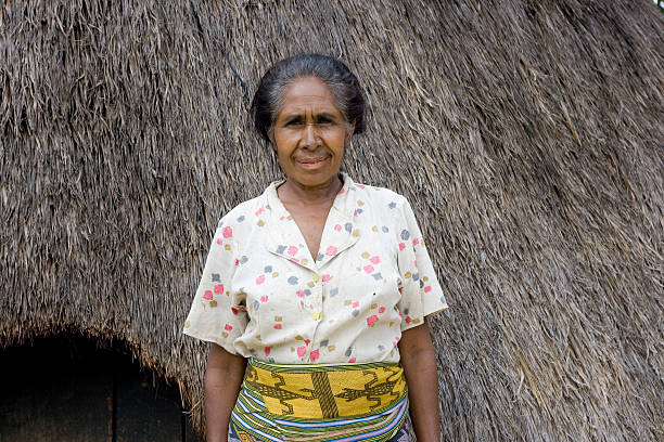 istock Traditional melanesian woman 182740913