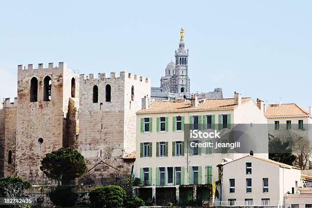 Mais Antiga Igreja Na França Em Marselha - Fotografias de stock e mais imagens de Abadia - Abadia, Antigo, Arquitetura