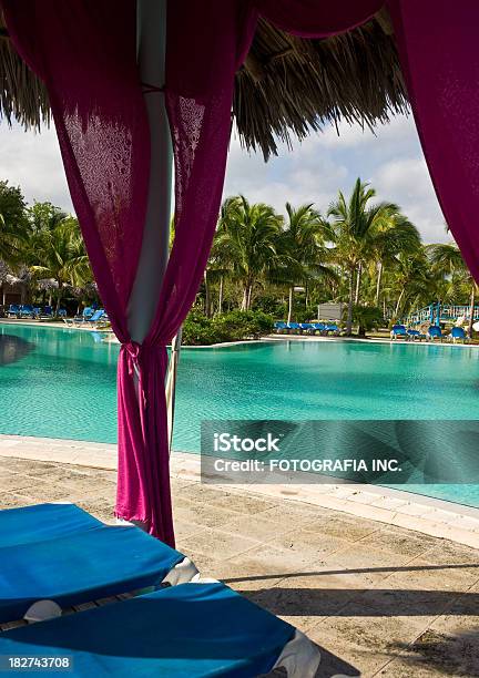 Karibik Resort Stockfoto und mehr Bilder von Architektonische Säule - Architektonische Säule, Architektur, Baum