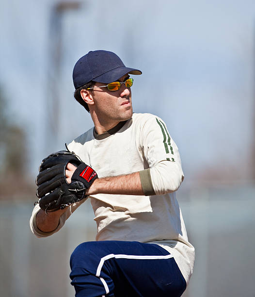 jogador de beisebol - baseball diamond flash imagens e fotografias de stock